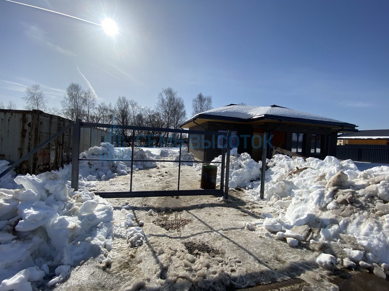 Дом, 148 м², уч. 6,9 сот., д. Минаево